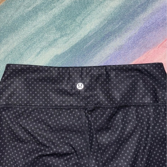 Lululemon Polka Dot Crop Legging Size 6 - Picture 4 of 5